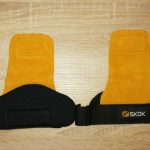 Gym and Fitness Gloves with wrist support and Grips Anti-Skid photo review