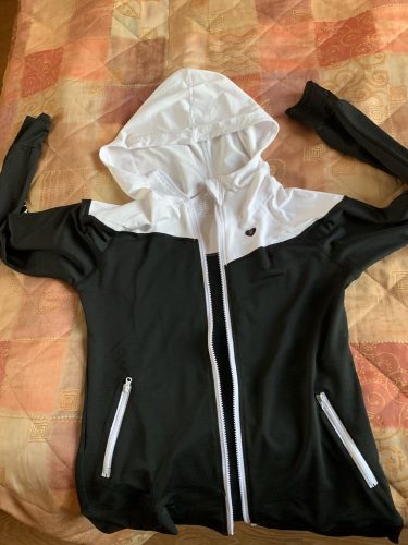 Yoga and Fitness Hooded Jacket photo review