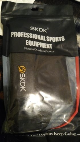 Gym and Fitness Gloves with wrist support and Grips Anti-Skid photo review