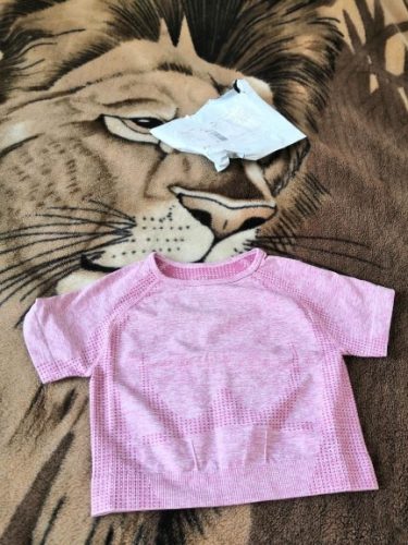 Yoga Shirts Short Sleeve Crop Top for Women 4 Fun Colour photo review