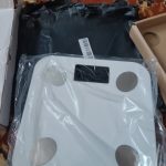 Bluetooth Body Weight Smart Scale with Backlit Display photo review