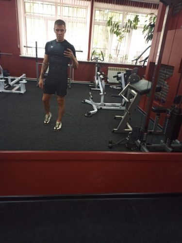 Gym and Fitness Compression T-shirt for Men photo review