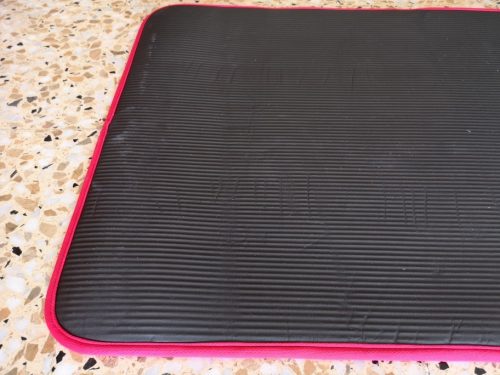 Yoga Mat Extra Thick 10 MM Non-slip with Bandages photo review