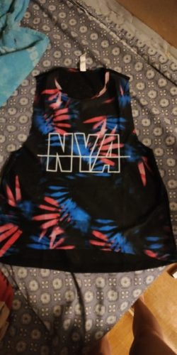 Quick-Dry Printed Breathable Yoga and Fitness Top photo review