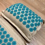 Yoga Acupressure Mat and Pillow Set 8 Fun Colour photo review