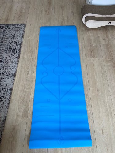 Yoga Mat with Position Lines 6 Colour Best Quality Material photo review
