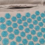 Yoga Acupressure Mat and Pillow Set 8 Fun Colour photo review