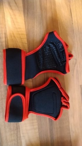 Gym and Fitness Gloves with Grips photo review