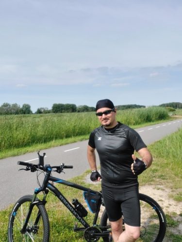 Gym and Fitness Compression T-shirt for Men photo review