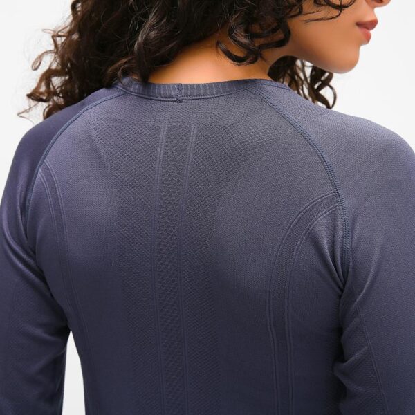 Yoga & Fitness Seamless Super Soft Top with Long Sleeve - Yoga Seamless Top - Only Fit Gear